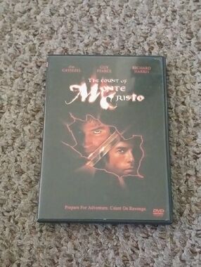 Touchstone Crystal The Count of Monte Cristo DVD Black & Red Cover